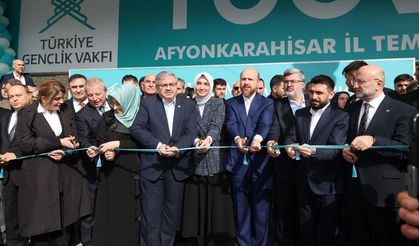 TÜGVA YİK Üyesi Bilal Erdoğan, Uşak'ın komşusu Afyon'daki programa katıldı