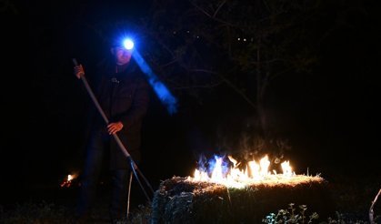 Uşak'ın komşusu Demirci'de zirai don nöbeti!