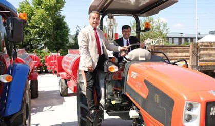 Kütahya Belediyesi, uzak mahallelere olası yangınlara müdahale için tanker dağıttı