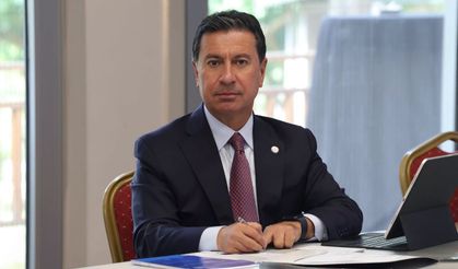 Muğla Büyükşehir Belediye Başkanı Ahmet Aras, CHP'den istifa etti