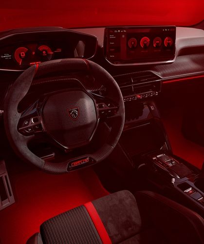 Peugeot E-208 GTi modeli bir çok özelliği barındırıyor