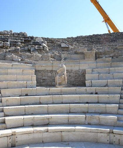 Laodikya Antik Kentinde 2050 yıllık meclis binası gün yüzüne çıktı!