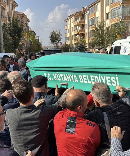 "Cep Herkülü" Süleymanoğlu'nun antrenörü Pekünlü Kütahya'da defnedildi