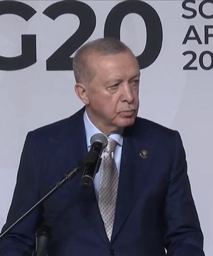 Cumhurbaşkanı Erdoğan, İran'daki durum üzerine Trump ile görüştü