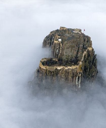 Uşak'ın komşusu Afyonkarahisar'daki kalede sis nedeniyle tarihi drama filmi çekilebilir!