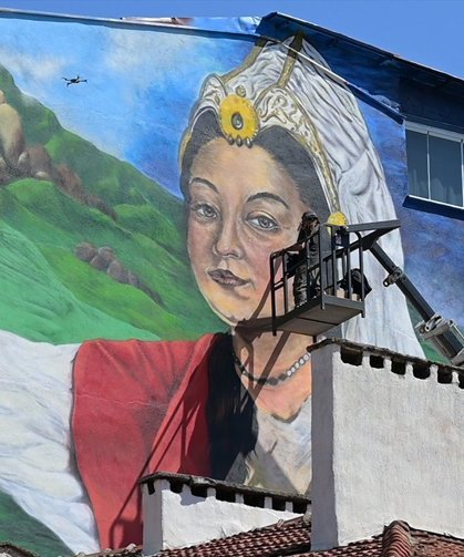 Uşak'ın komşusu Manisa'da Alex Mengü tarafından Hafsa Sultan'ı betimleyen çalışma yapıldı