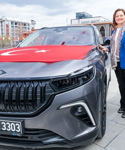 Uşak'ın komşusu Afyon'un Belediye Başkanı Burcu Köksal, makam aracı olarak TOGG'u tercih etti