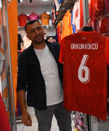Orkun Kökçü'nün memleketi Emirdağ'daki belediye tesislerinde kahvaltı eşliğinde maç izleyecekler!