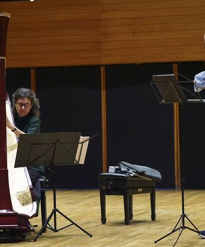 Ege Devlet Konservatuarı'ndan Prof. Dr. Gülbey'in Mısır mitolojisinden etkilendiğini eserinin prömiyeri yapıldı