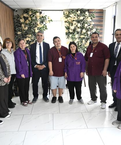 Uşak Üniversitesi ve Uşşak Aşevi Arasında "Değer Bilinçlendirme Sınıfı" protokolü imzalandı