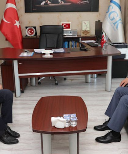 Kütahya Belediyesi Başkanı, SGK İl Müdürünü ziyaret etti