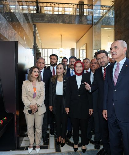 BİK'in 15 Temmuz Manşetleri Gazetecilik Atölyesi Sergisi, TBMM'de açıldı