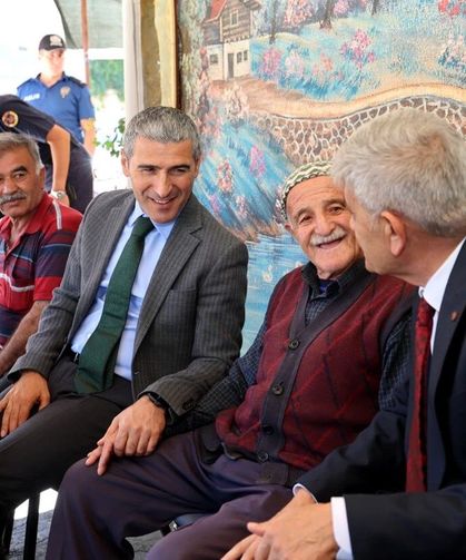 Afyonkarahisar Valisi Aktaş, Hocalar ve Kızılören ilçelerini ziyaret etti