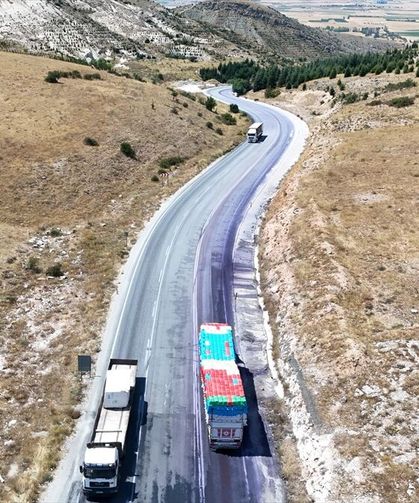 Afyonkarahisar'ın Çay ve Dinar yolu morardı