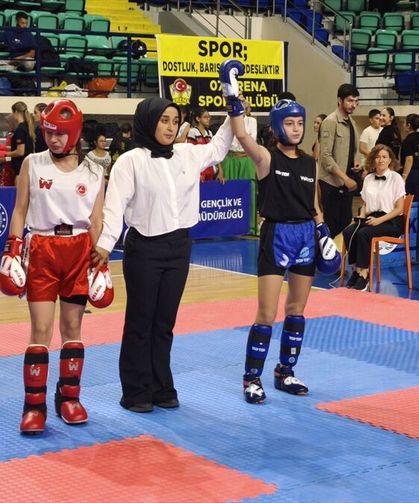 Kütahya'da 18. Geleneksel Kick Boks Zafer Kupası başladı