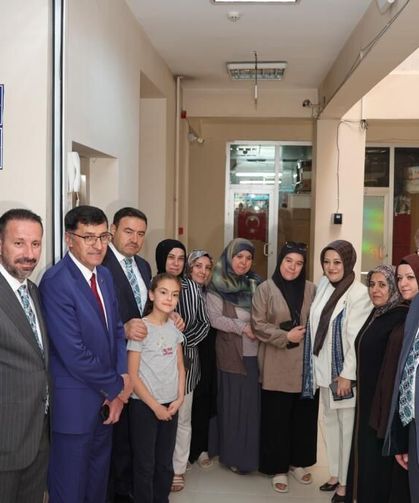 Kütahya Mustafa Hakkı Yeşil Kütüphanesi ile Gülten Dayıoğlu Çocuk Kütüphanesi’ni ziyaret ettiler