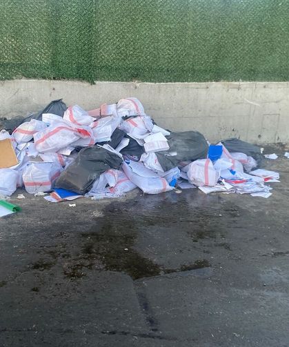 Çeşme Belediyesine yönelik operasyonda gözaltına alınan 12 şüpheli adliyede