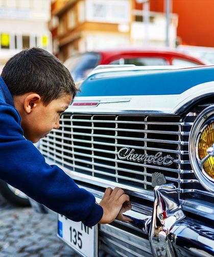 Klasik otomobilcilerin bu seferki durağı Bergama oldu