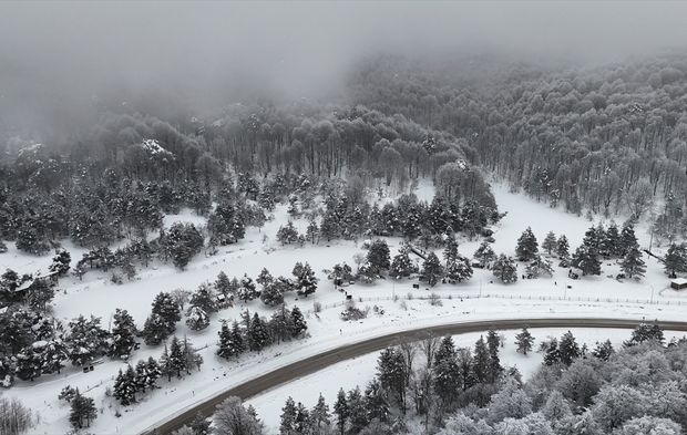 Domaniç Dağları'nda tatili yoğunluğu