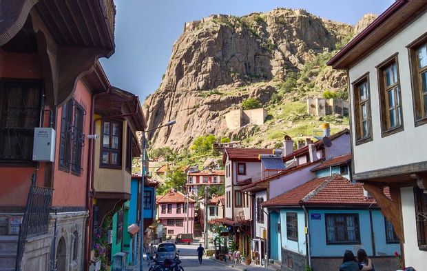 Uşak'ın komşusu Afyonkarahisar, Odunpazarı olma yolunda emin adımlarla ilerliyor