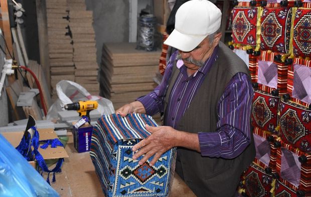 Bolvadin'de üretilen şark köşeleri, Almanya, Fas, Tunus ve Cezayir'e satılıyor