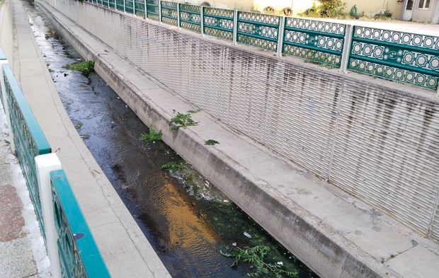 Dokuzsele'nin kiri ve kokusu vatandaşı rahatsız ediyor