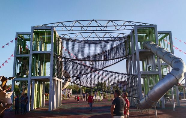 Masal Diyarı Parkı tekrar hizmet vermeye başladı