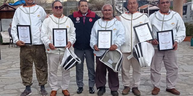 Marmaris çam balı üreticilerine coğrafi işaret sertifikası