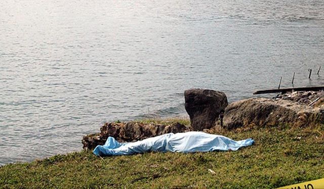 İzmir'de denizde Mertcan Sarı cansız olarak bulundu