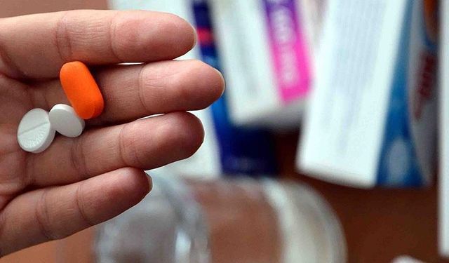 Kronik hastalığı olanlara "bilinçli ilaç kullanımı" uyarısı