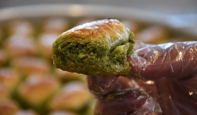 Aydın'da baklavacıya uygunsuz koşulda satışıdan ceza yazıldı!