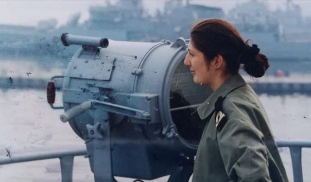 Türk Silahlı Kuvvetlerinde ilk defa bir kadın subay amirallik rütbesine terfi ettirildi