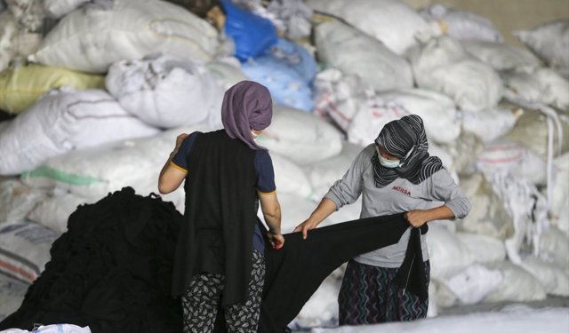 Aralık ve Ocak'ta düzelen Uşak ve  Denizli'deki tekstil sektörü, Şubat'ta sekteye uğradı