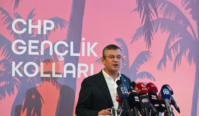 CHP Genel Başkanı Özel, Manisa'da konuştu