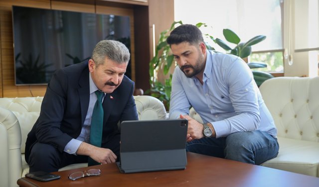 Vali Ergün, AA'nın "Yılın Kareleri" oylamasına katıldı