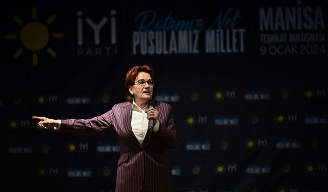 Akşener, Manisa'da partililere seslendi