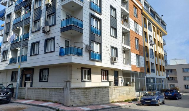 Manisa'da doğal gazdan zehirlendikleri iddia edilen iki kardeş öldü