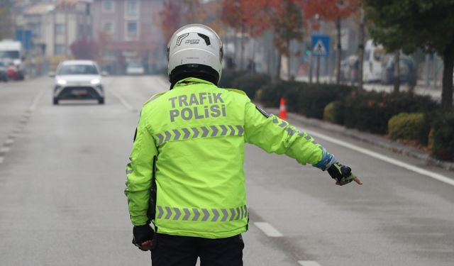 Uşak'ta bugün itibariyle, 3 gün boyunca bu araçlar trafiğe çıkamayacak