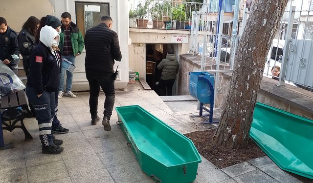 Manisa'da bir kişi cami tuvaletinde ölü bulundu