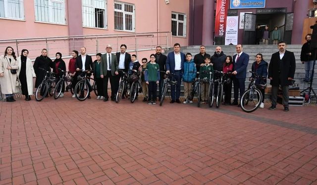 Uşak'ta "Sağlıklı Gelecek, Bisikletle Gelecek” projesi