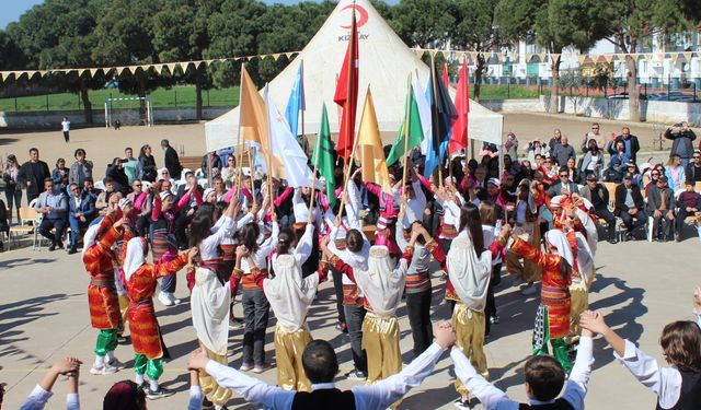 İzmir'de Nevruz Bayramı kutlandı