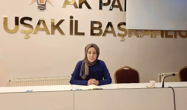 AK Parti Uşak Kadın Kolları Başkanı Sabancı basın toplantısı düzenledi
