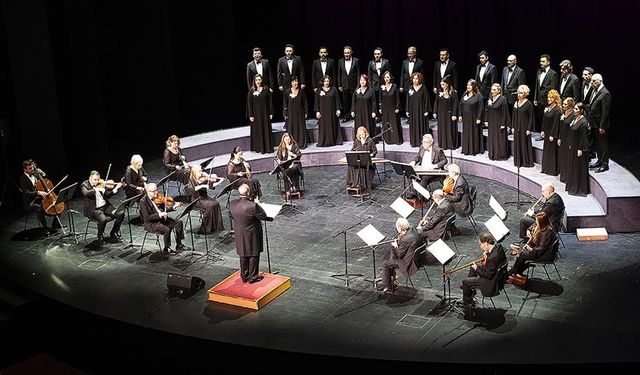 Cumhurbaşkanlığı Klasik Türk Müziği Korosu, sezonu 3. Selim'in eseriyle açıyor