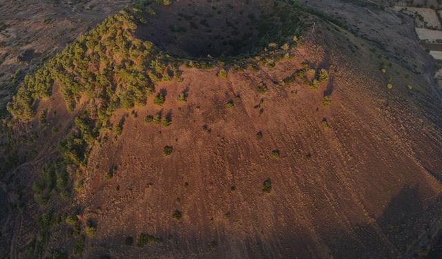 Manisa'da 5 kilometre derinlikte keşfedilen magma odasında püskürme riski tespit edildi