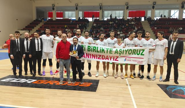 Kent Konseyi Başkanı İbrahim Karadedeli: “İlkler Şehri Uşak Baksetbol Takımı Uşak’ın Değeridir”