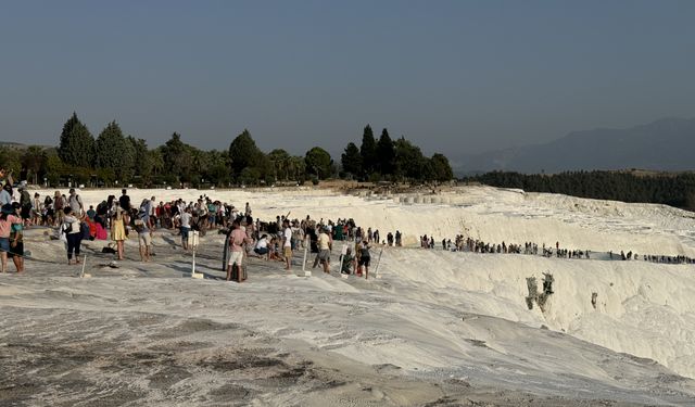 Pamukkale'deki oteller ara tatili dolu geçirecek