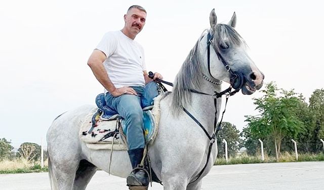 Uşak'ta safariye çıkan ve atı ürktüğü için düşüp yaralanan Rıza Arıkan hayata gözlerini yumdu