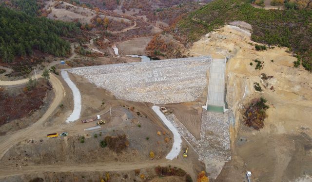 Demirci'de baraj yatırımları sürüyor