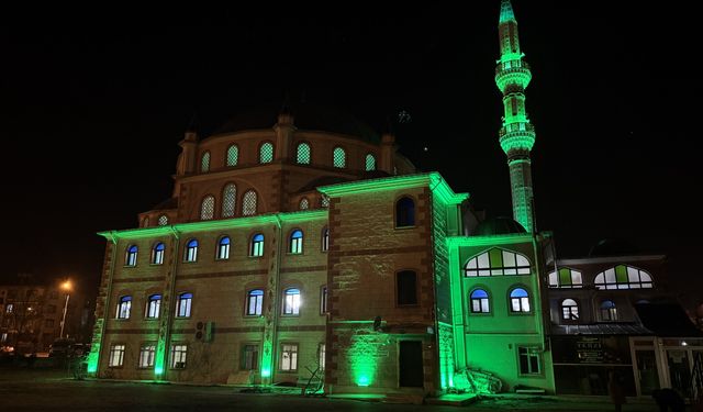 Afyonkarahisar'da Regaip Kandili dualarla idrak edildi