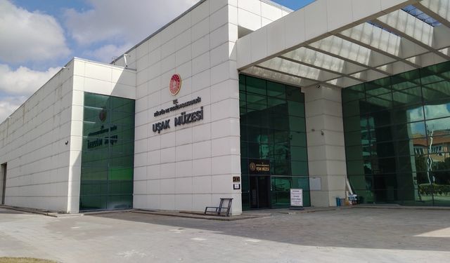 Karun Hazinelerinin sergilendiği Uşak Arkeoloji Müzesi, iklimlendirme çalışması için bir süreliğine ziyarete kapandı